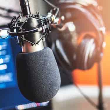 Do You Need A Microphone For YouTube Videos? 1 microphone for youtube
